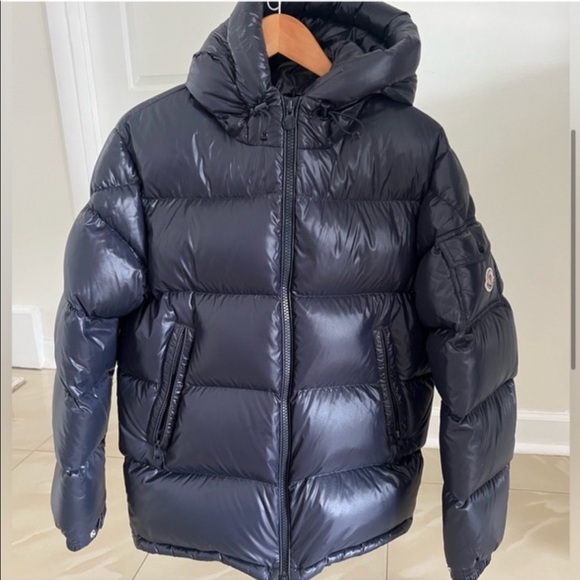 Men’s Moncler Ecrins puffer jacket - Picture 7 of 7